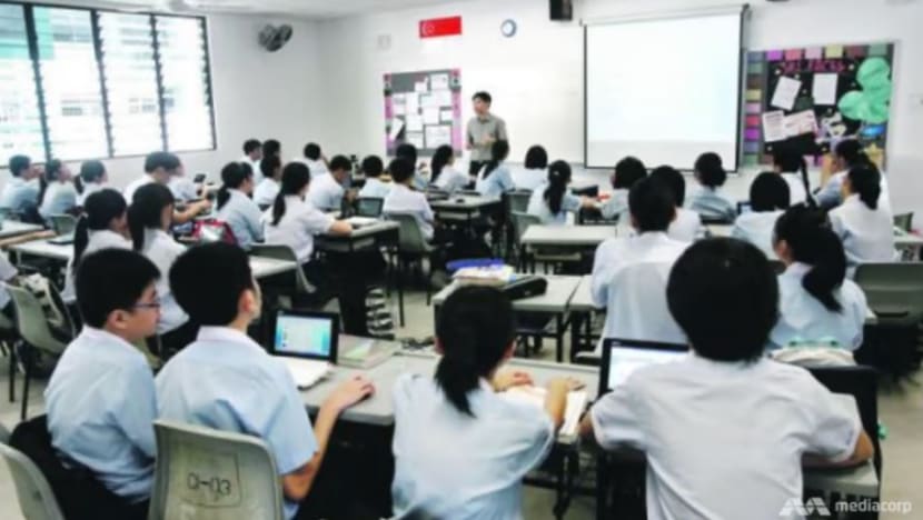 jelasBERITA: Adakah bilik darjah ruang sesuai untuk bincang isu-isu kontroversi? jelasBERITA: Adakah bilik darjah ruang sesuai untuk bincang isu-isu kontroversi?
