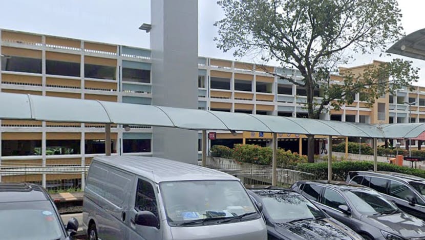 Rioting with deadly weapons in Bukit Merah: 9 men arrested, police seek info on 3 more