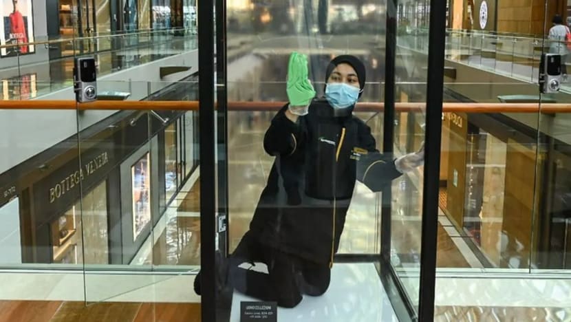 KOMENTAR: Pastikan kontrak adil dan perjuangkan hak pekerja bergaji rendah KOMENTAR: Pastikan kontrak adil dan perjuangkan hak pekerja bergaji rendah