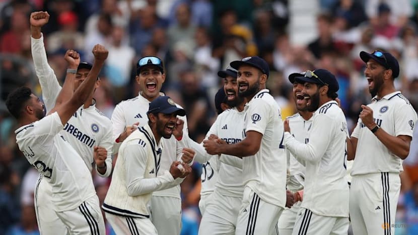 South Africa 159 all out against India in first test