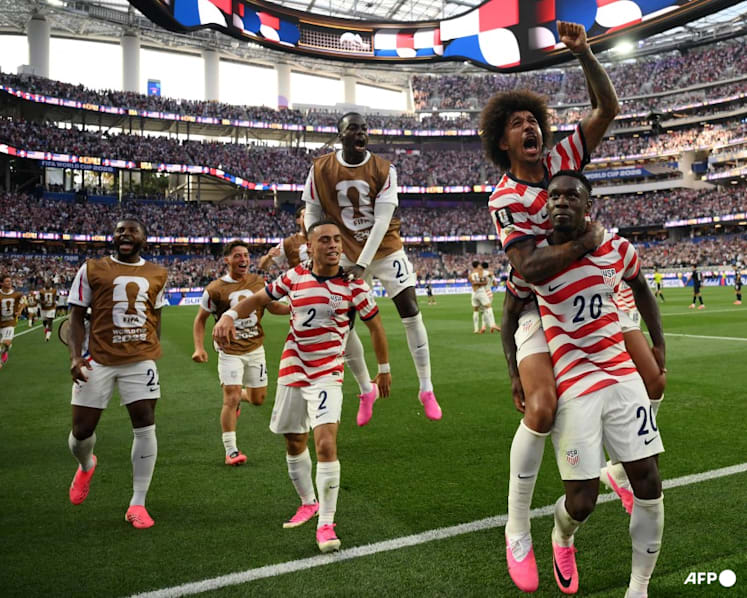 US beat Paraguay 4-1 in dream start for World Cup co-hosts