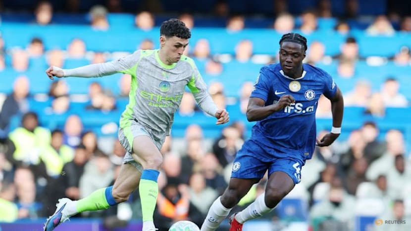 Manchester City blow Chelsea away 3-0 to move closer to Arsenal