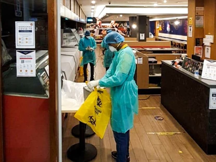 The suspension came after a man (case 58401) who tested positive for Covid-19 was founded to have had dinner with 12 other family members at the restaurant on Nov 21.