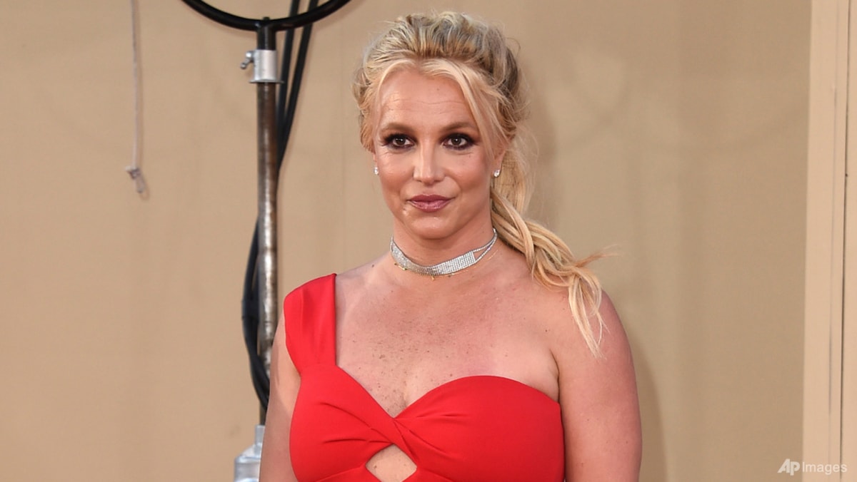Britney Spears enters rehab weeks after her arrest on suspicion of DUI