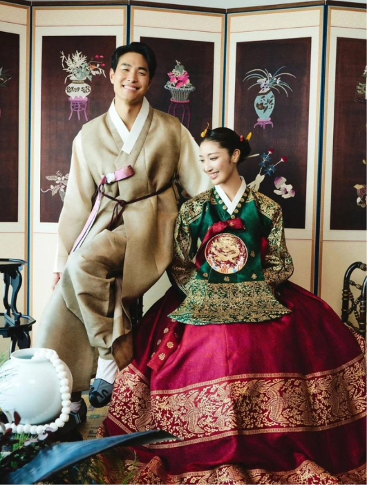 Intip pernikahan EJAE KPop Demon Hunters di Seoul, gaun pengantinnya bak putri dongeng!