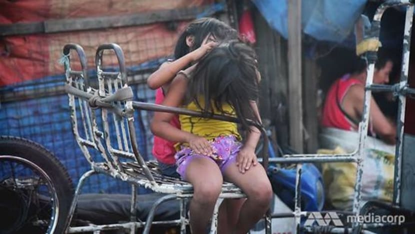 Penganiayaan seks kanak-kanak secara langsung di Internet semakin berleluasa Penganiayaan seks kanak-kanak secara langsung di Internet semakin berleluasa