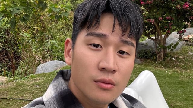 《你，好不好？》播放量破亿　周兴哲力压周杰伦成乐坛第一人