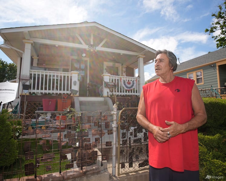 Record heat waves illuminate plight of poorest Americans who suffer without air conditioning