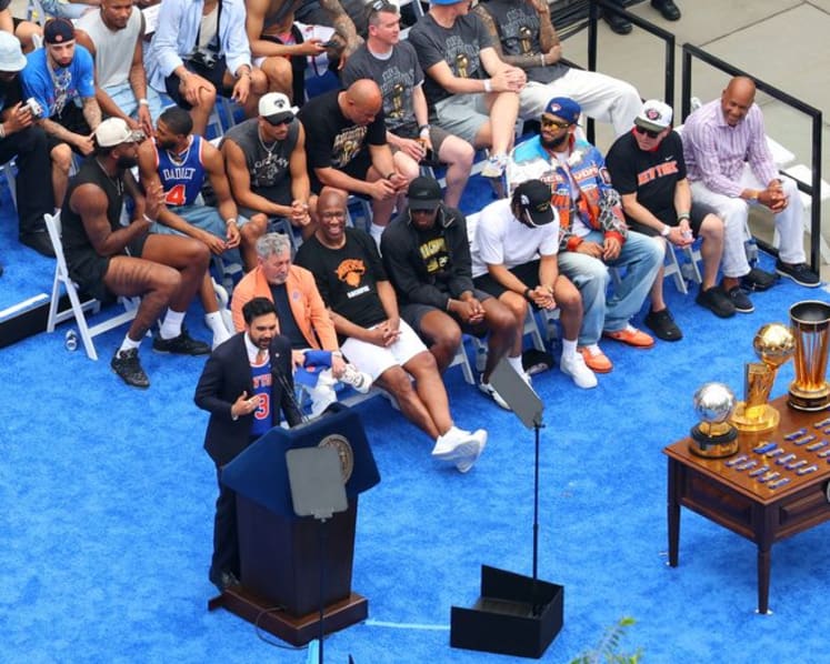 Euphoric Knicks fans flood New York for NBA championship ticker-tape parade