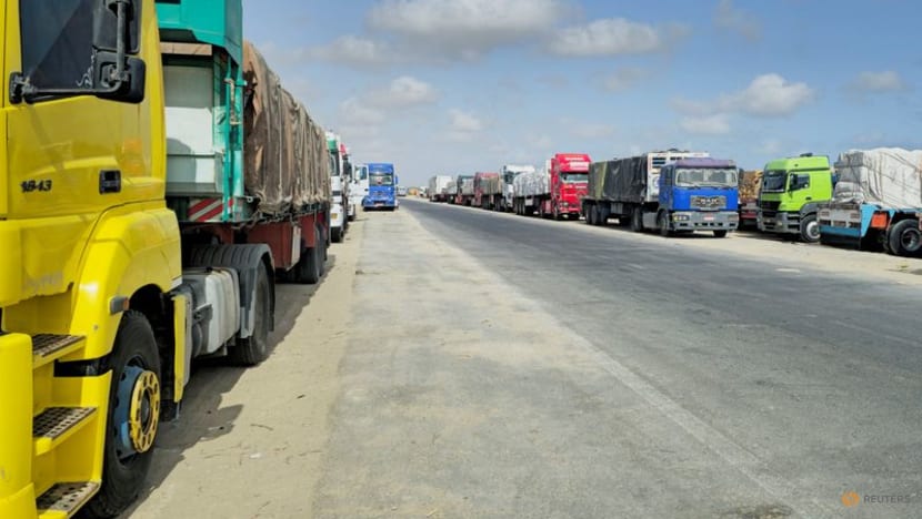 UN says aid not distributed yet in Gaza, despite trucks entering enclave UN says aid not distributed yet in Gaza, despite trucks entering enclave