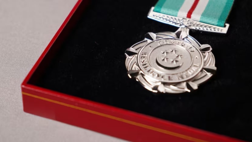 90% petugas kesihatan awam terima Pingat Daya Tahan COVID-19: Ong Ye Kung