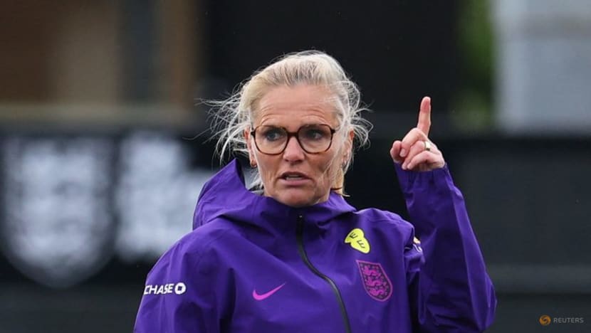 Wiegman disappointed by Earps' shock England retirement