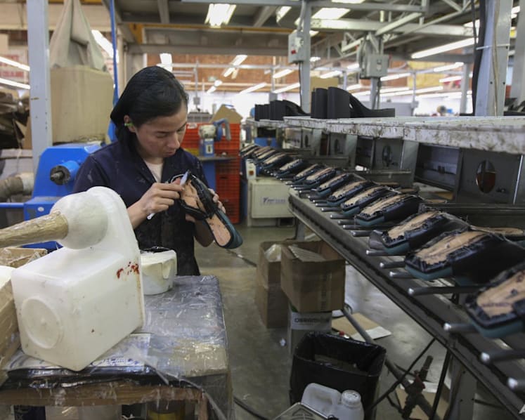 Mexico overtakes China as the leading source of goods imported to US