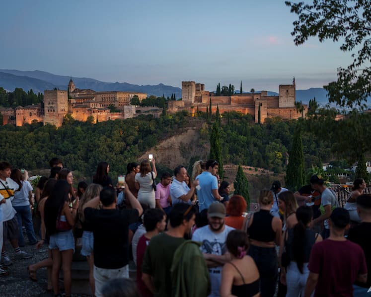 Spain's Granada closes iconic Alhambra as new quake hits
