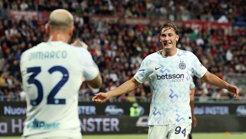 Inter stay on heels of rivals with 2-0 win at Cagliari