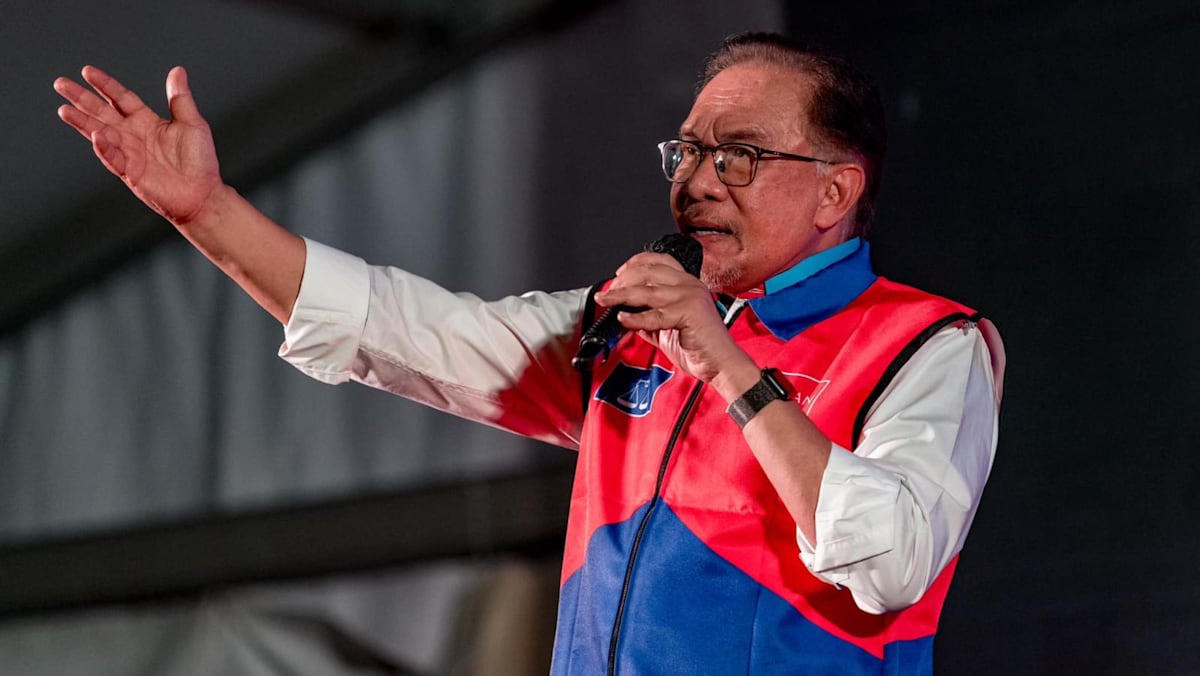 Anwar Rto Malaysia PM’s 'harsh' response to student's question on meritocracy ...