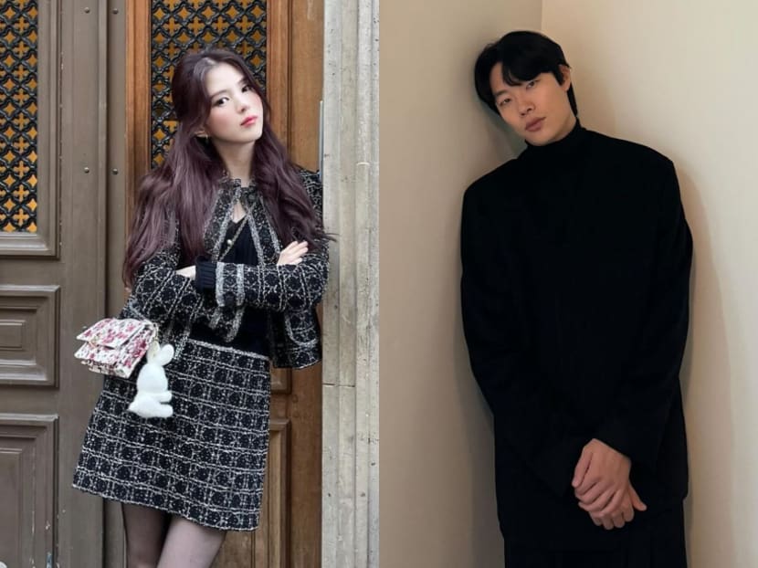 South Korean actors Han So-hee and Ryu Jun-yeol announce breakup 2 weeks after revealing relationship South Korean actors Han So-hee and Ryu Jun-yeol announce breakup 2 weeks after revealing relationship