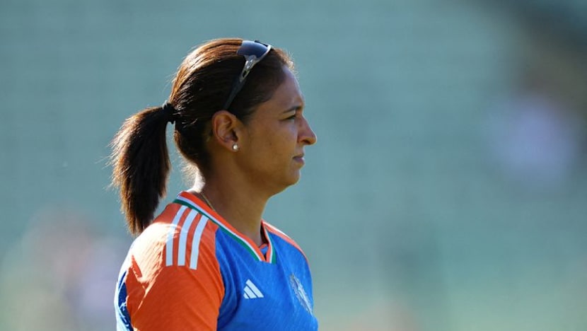 Kaur steps down as India women's team captain
