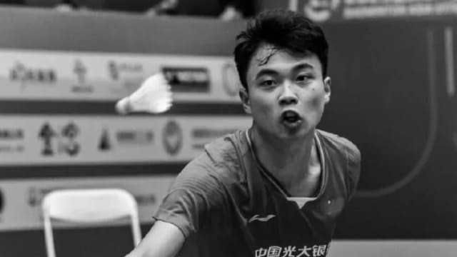 17岁中国羽毛球选手 亚青赛球场上暴毙