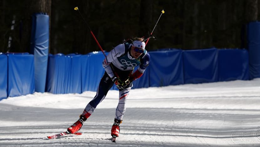 Biathlon-Jacquelin honours 'Pirate' Pantani, ends up with bronze in biathlon