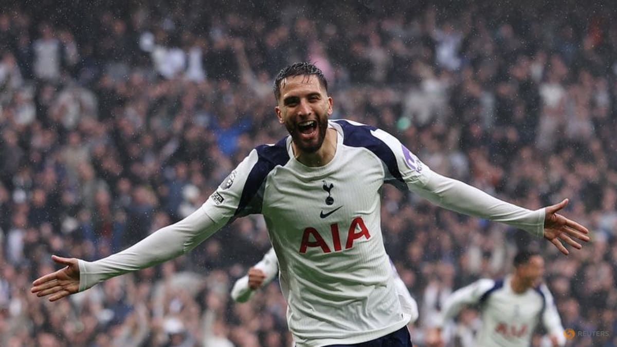 Bentancur returns in boost for Tottenham's relegation battle