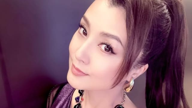 衰事接连发生！藤原纪香经纪公司突破产，老公又出意外脸部骨折