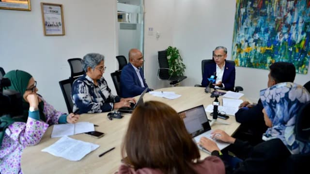 马国1月1日实施监管试验计划 评估社媒的儿童保护机制