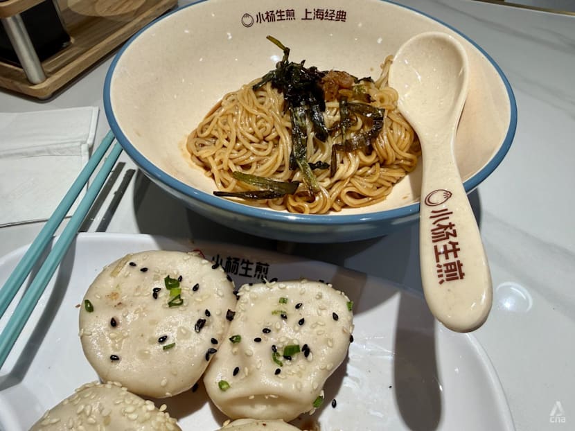 Famous Shanghai brand Yang’s Dumpling is now open at Bugis Junction in Singapore