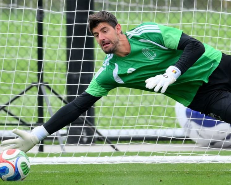 Belgium's golden generation face Senegal in last-chance saloon