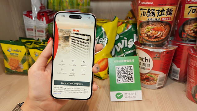 华侨客户即日起  可在中国所有微信支付二维码商户扫码付款