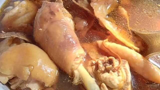 食谱：虫草花补肺药材鸡汤
