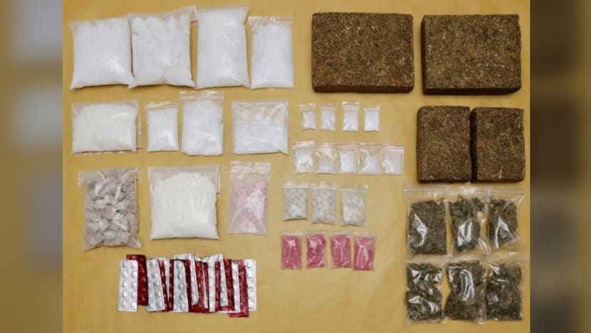 3 men arrested, nearly 9kg of drugs worth about S$726,000 and cash seized in raid 3 men arrested, nearly 9kg of drugs worth about S$726,000 and cash seized in raid