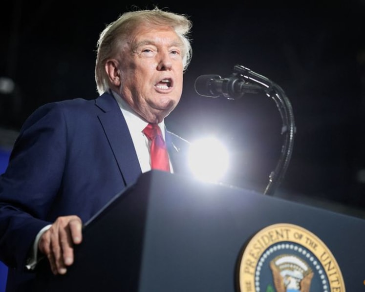 Trump bought shares in Elon Musk's SpaceX in June, financial disclosure shows