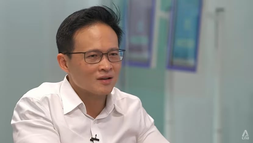 Pemerintah kaji langkah sokong pekerja berisiko dengan lebih baik sebelum hilang pekerjaan: Desmond Choo