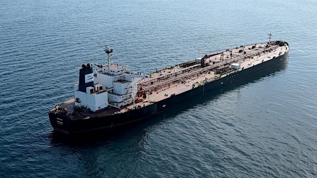 欧盟再制裁多41艘俄罗斯影子舰队船只