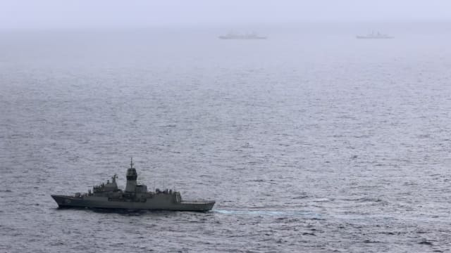 中国海军在澳洲附近海域实弹演习 多家航空公司调整航班