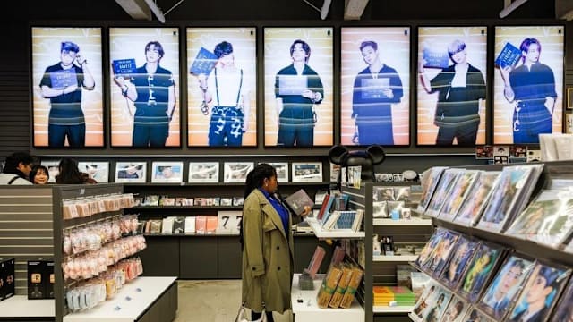 BTS复出吸金力强 经济效应或超越泰勒丝