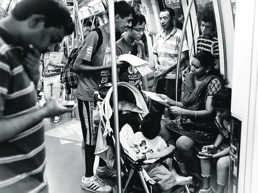 The lion, the haze and the people