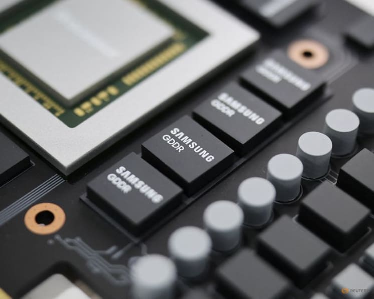 Samsung CEO seeks multi-year chip contracts with major customers