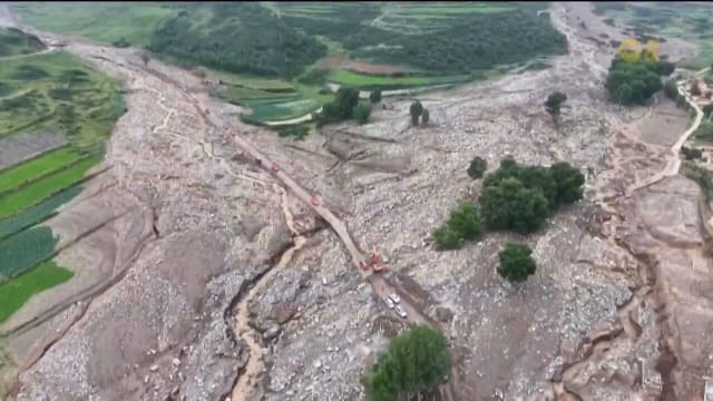中国甘肃省洪灾死亡人数攀升至15人 至少28人失踪
