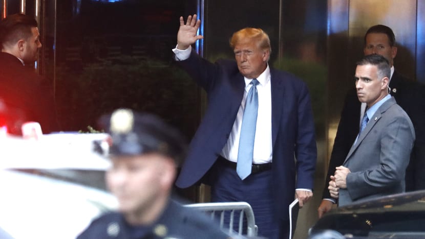 Trump jawab tuduhan salah guna syarikatnya; kali kedua diheret ke Pejabat Peguam Negara New York Trump jawab tuduhan salah guna syarikatnya; kali kedua diheret ke Pejabat Peguam Negara New York