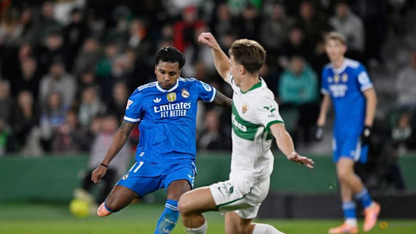 Real Madrid salvage thrilling late 2-2 draw at Elche