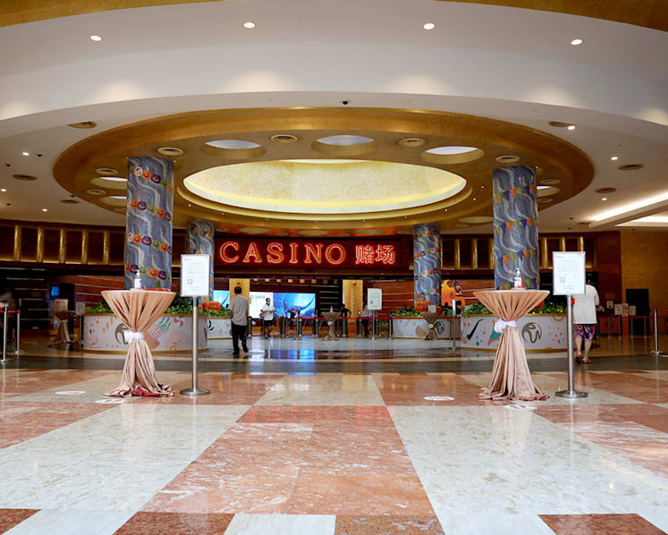 Passenger from casino shoved taxi driver who told him not to gamble if he could not afford it, gets jail