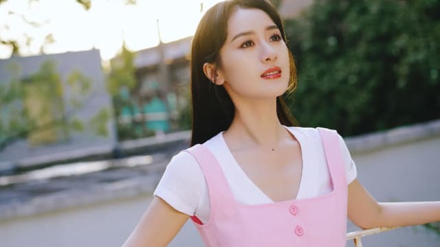 继范冰冰和邓伦再+1！中国女星遭爆逃漏税即道歉