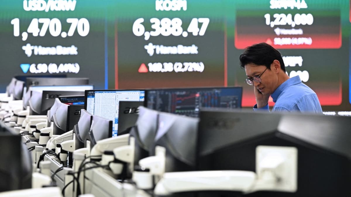 Oil prices dip, Asian stocks rise on lingering Iran peace hopes - CNA