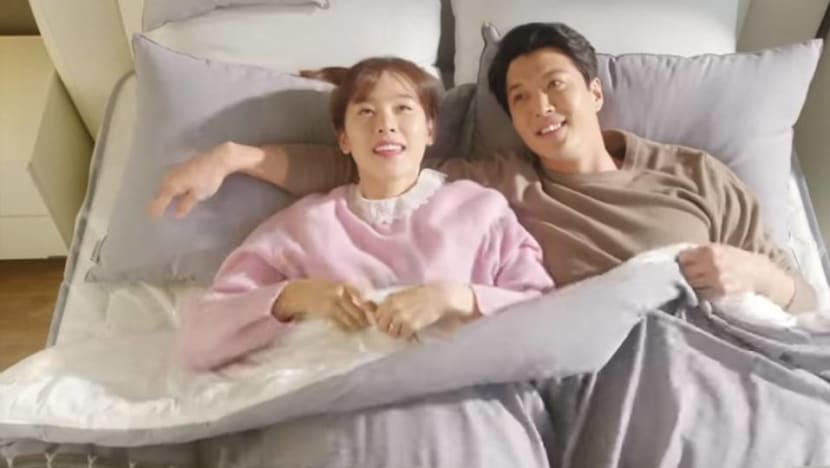 Korean celebrity couple Lee Dong-gun, Jo Yoon-hee split up after three years of marriage