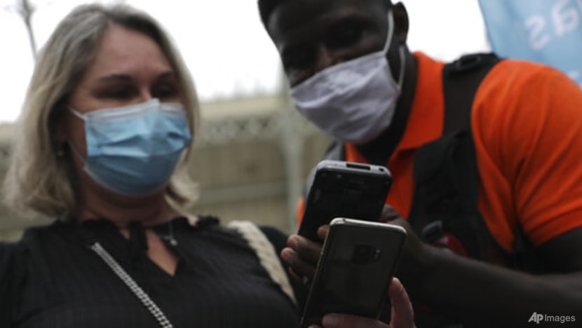 France’s COVID-19 pass now required in restaurants, trains