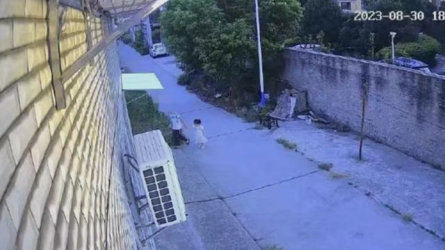 中国12岁男孩杀四岁女案撤销 警方：未满12岁 无刑责能力