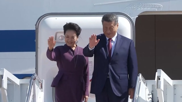 习近平伉俪乘专机离开美国 结束三天国事访问