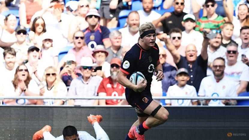 England coach under pressure to put Pollock into starting lineup